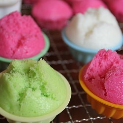 Steamed Rice Cakes (Apam Eno)