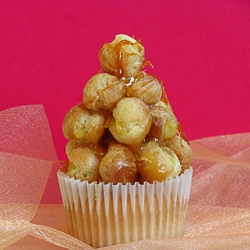 Croquembouche Cupcakes