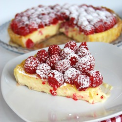 White Chocolate and Raspberry Tart