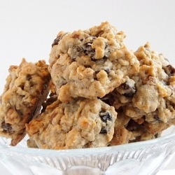 SOFT Oatmeal Raisin Cookies