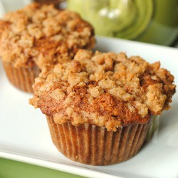 Banana Muffins with Crumble Topping