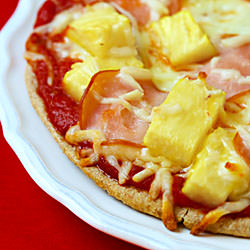 Hawaiian Pita Pizzas