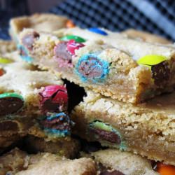 M&M Cookie Bars
