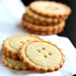 Simple Button Butter Cookies