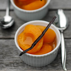 Vanilla-Poached Apricots