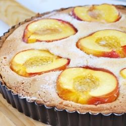 Fresh Nectarine Tart with Almond