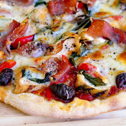 Grilled Chicken Margherita Pizza