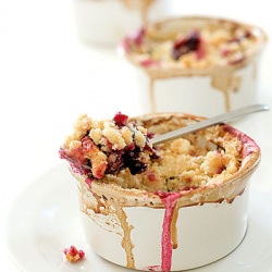 Cherry Crumble