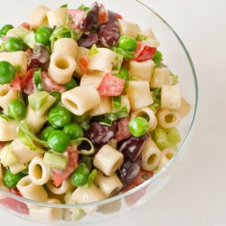 Old Fashioned Creamy Macaroni Salad