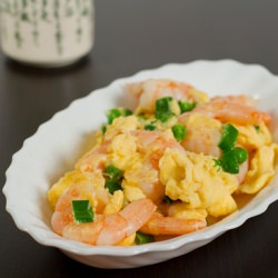 Stir-Fried Prawns with Eggs