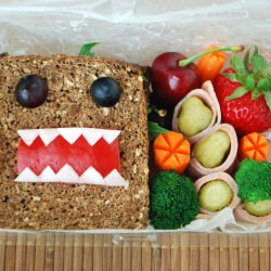 Domokun Sandwich Bento