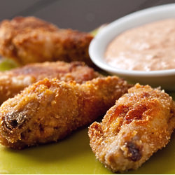 Chicken Wings w/ Chipotle Lime Dip