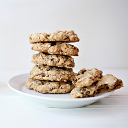 Oatmeal Chocolate Chip Cookie