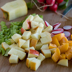 Raw Fruit and Vegetable Salad
