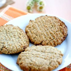 Oatmeal Raisin Cookies