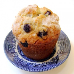 Jumbo Blueberry-Corn Muffins