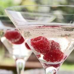 Raspberry & Prosecco Cocktail