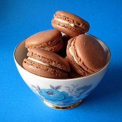 Maple-Cocoa Macarons