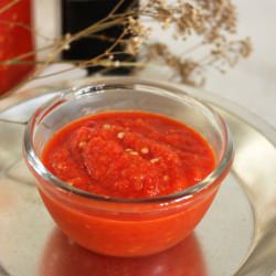 Garlic Ginger Chillie Hot Sauce