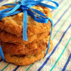 White Chocolate Macadamia Cookies