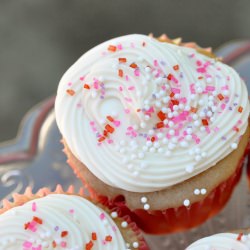 Strawberry Cream Cheese Cupcakes