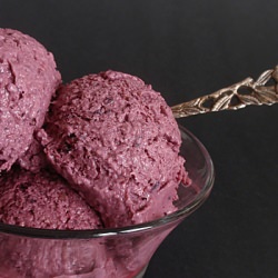 Blackberry Ice Cream [in Bulgarian]