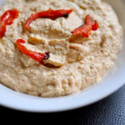 Greek Yogurt & Artichoke Dip