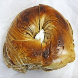 Cinnamon Raisin Bage, Murray’s NYC