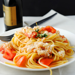 Spaghetti with Crab and Tomato