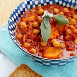 Chickpeas in Tomato Sauce
