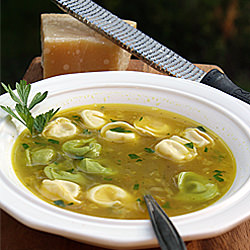 Tortellini in Brodo