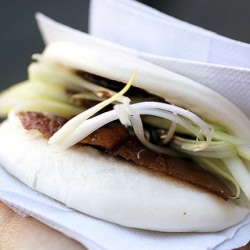 Peking Duck Bun