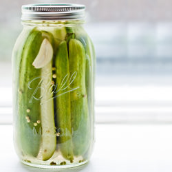 Easy Garlic Dill Pickles