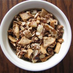 Apple Cinnamon Granola