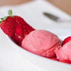 Strawberry Yoghurt Ice Cream