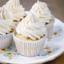 Amaretto Cupcakes