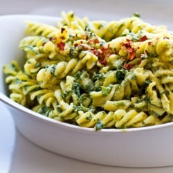 Easy Vegan Spinach Alfredo