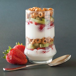 Crunchy Strawberry-Kiwi Parfaits