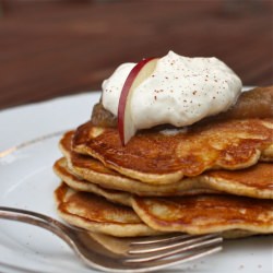 Lazy Sourdough Apple Pancakes