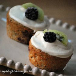 Kiwi Blackberry Breakfast Cupcakes