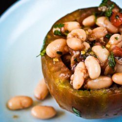 Tomatoes Stuffed with White Beans