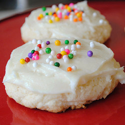 Soft and Thick Sugar Cookies