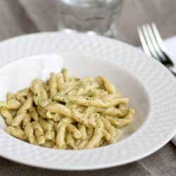 Pasta with Walnuts and Celery Pesto