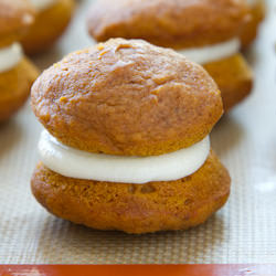 Petite Pumpkin Whoopie Pies