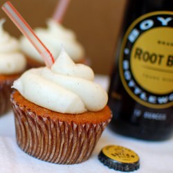 Root Beer Float Cupcakes