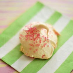 Vanilla Meringue Cookies