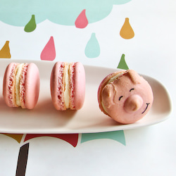 Piggy Macarons