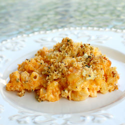 Buffalo Chicken Macaroni and Cheese