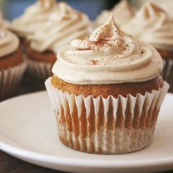 Pumpkin Cupcakes with Maple Icing