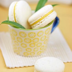 Making Macarons Sucre Cuit Style